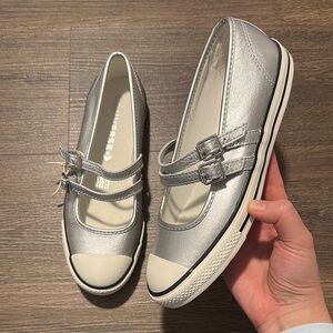 NWOT CONVERSE MARY JANES